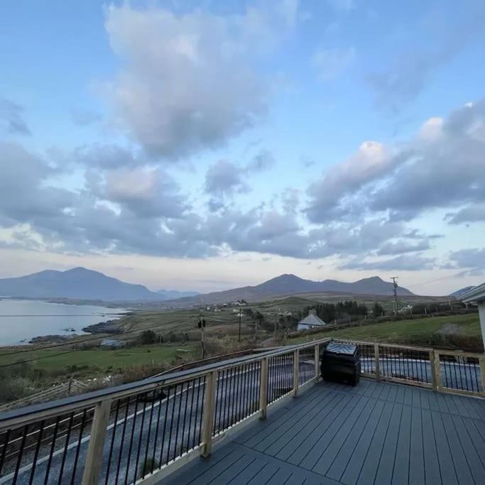 Ferienhaus Tom Jacks, Coastal Views And Walks Connemara *